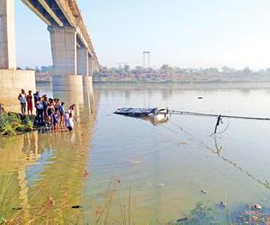 Four children among 33 killed as bus plunges into Banas river
