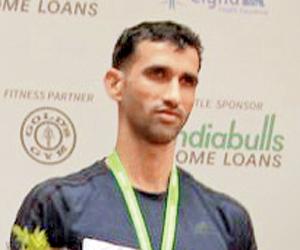 Vasai-Virar mayor's Marathon: Karan Singh wins men's full marathon