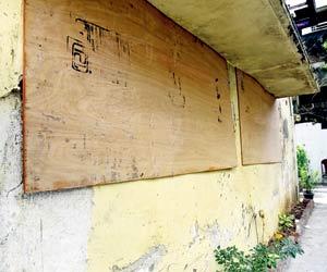 Illegal construction starts again at Bandra building even after BMC's notice