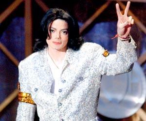 Michael Jackson's music video Blood On The Dance Floor revamped