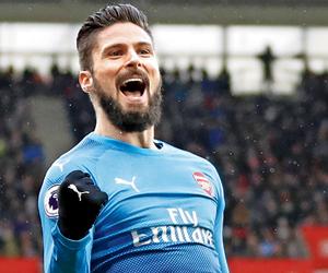 EPL: Olivier Giroud saves Arsenal from going South, draw with Southampton