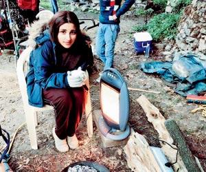 Parineeti braves Uttarakhand's cold to shoot for 'Sandeep Aur Pinki Faraar'