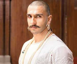 Ranveer Singh and Priyanka Chopra celebrate two years of Bajirao Mastani