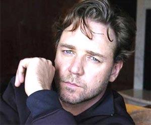 Russell Crowe happy to come to India