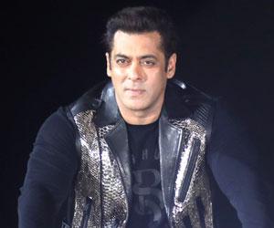 Salman Khan: Katrina Kaif beats Priyanka Chopra, Deepika Padukone 'hollow'