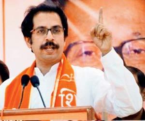 Opposition says hotel issued closure notice at Uddhav Thackeray's behest