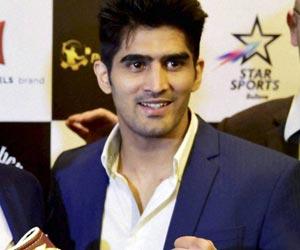Vijender Singh comes out in support for stray cats