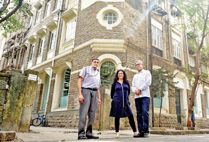 Advocate Erach Kotwal, gallerist Shireen Gandhy and media consultant Vivek Suchanti outside Queens Mansion on Prescott Road. PIC/BIPIN KOKATE