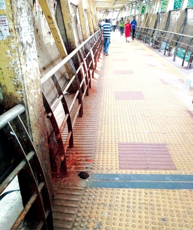 The footfalls at Wadala skywalk are set to rise, after the Wadala-Jacob Circle monorail services start, but it remains in a shambles with authorities turning a blind eye to its many problems 