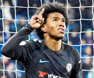 EPL: Chelsea will not give up, says striker Willian