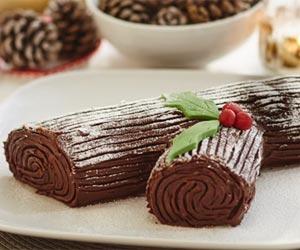 Plum cake and Yule Log! Mumbai chef shares traditional Christmas recipes
