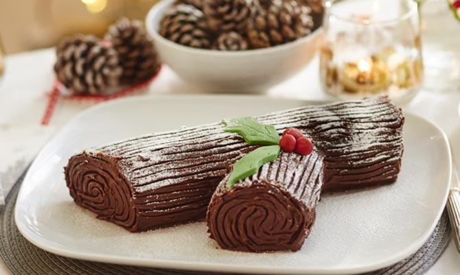  Plum cake and Yule Log! Mumbai chef shares traditional Christmas recipes 