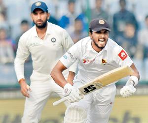 Delhi Test: Sri Lanka enjoy best day, Indian fielders get butter-fingers