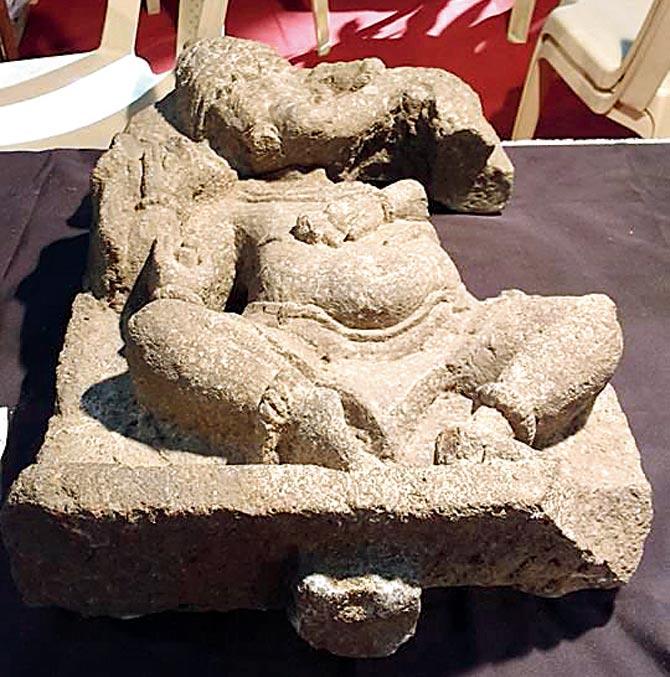 The earliest known Ganesh idol wearing a Koli dress from CEMS collection