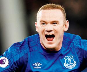 Wayne Rooney dedicates Everton hat-trick to boss Unsworth