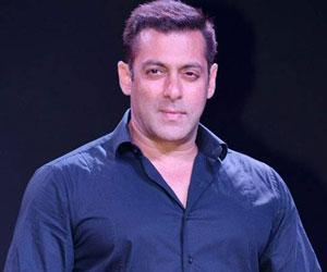 Salman Khan thanks his fans for making Tiger Zinda Hai a success