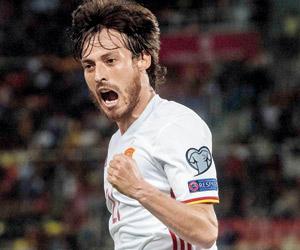 Manchester Citys David Silva doubtful for Manchester derby
