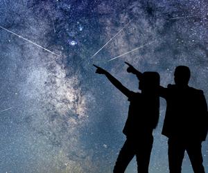 Go for this overnight camp in Neral near Mumbai to see Geminid meteor shower