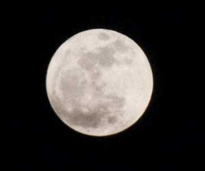Mumbai disappointed as clouds take the shine out of 'supermoon'