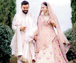 Shastri trolled for being late to wish Virat and Anushka for their wedding