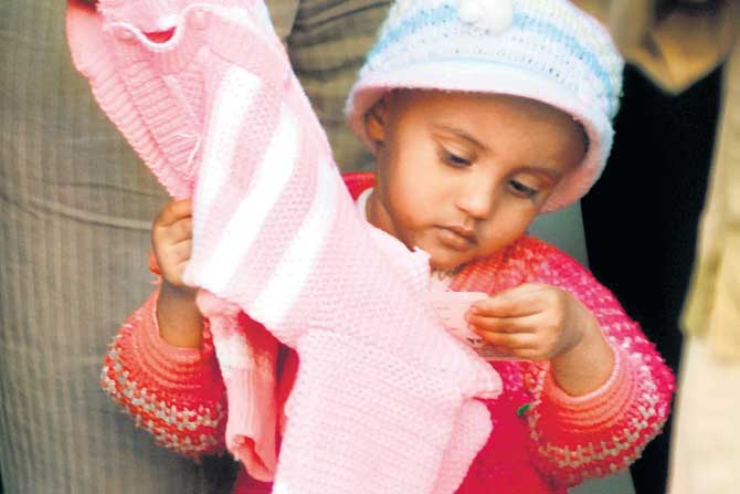 With the weather getting colder, Mumbaikars are now scrambling to buy winter clothes