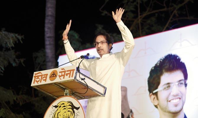 Sena president Uddhav Thackeray’s praise has rubbed both the BJP and the Congress the wrong way. File pic