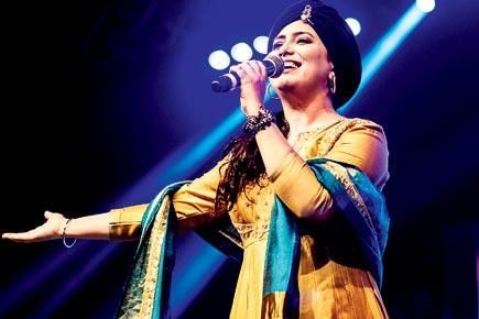 These are the top 5 songs on Harshdeep Kaur's playlist