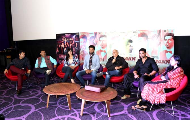 Mahesh Bhatt unveils the first look of his first Punjabi movie 