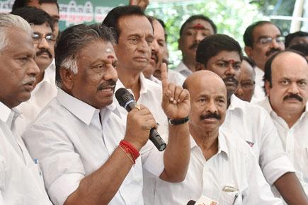 18 dissident AIADMK MLAs disqualified, TN CM now has majority