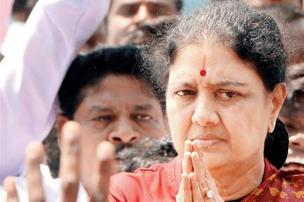 Reply to petition against gen secy appointment, EC tells Sasikala