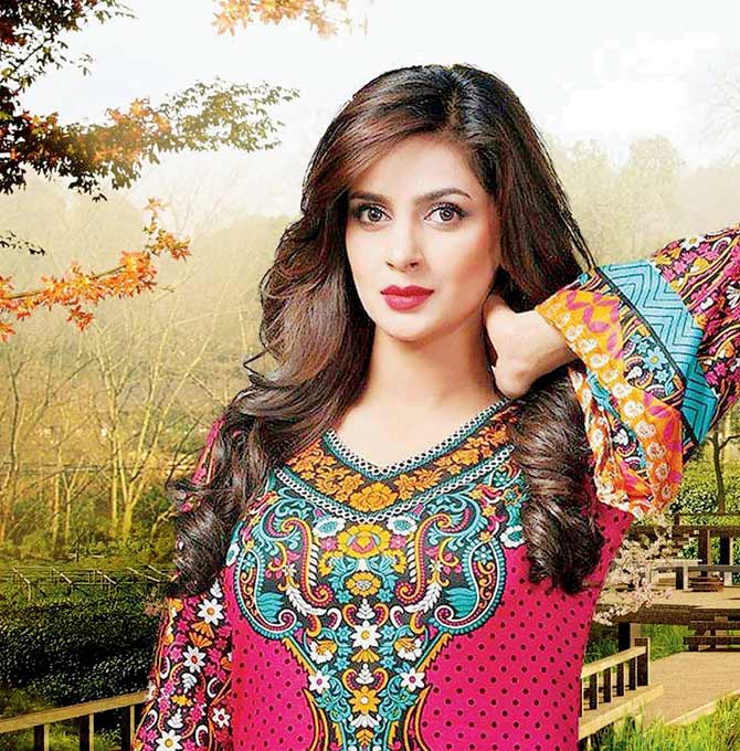 Pakistani actress Saba Qamar, who called Salman Khan 'chichora', reacts to  her video going viral