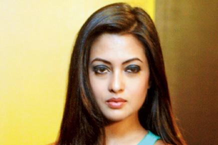 Remember actress Riya Sen? This is what she is up to now!