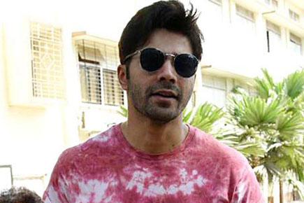Oops! Varun Dhawan couldn't cast his vote in BMC Election! Here's why...