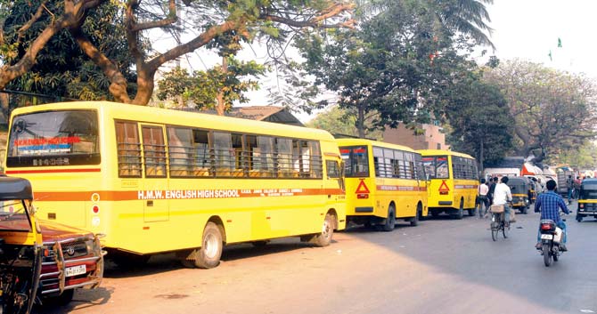 According to official sources, this year, the School Bus Owners’ Association has offered fewer buses for election duty