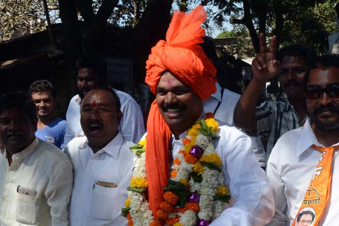 Shiv Sena party workers celebrated and congratulate Suhas Wadkar Ward no 40 outside election counting centre at Govind Nagar Bmc School, Malad in Mumbai on 23/02/2017. Pic/ Satej Shinde