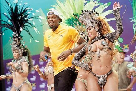 Usain Bolt turns private jet into a nightclub