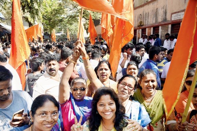 Experts feel that the vote split has hurt Shiv Sena more than BJP. Representation Pic