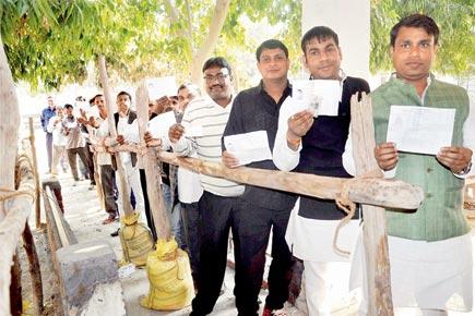 Phase-V in UP polls today: Flag march in sensitive areas