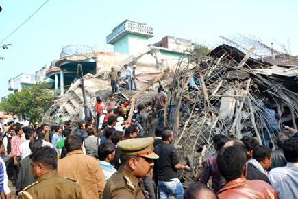 4 dead, dozen critically injured in Kanpur building collapse