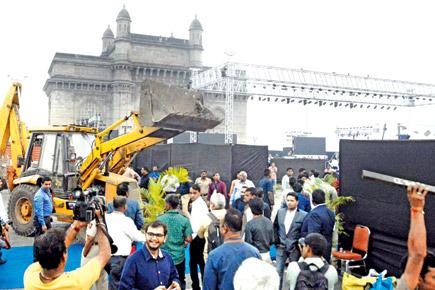Mumbai: BMC pours cold water over boat race; high drama at Gateway of India