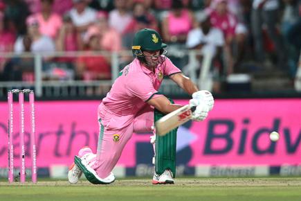 South Africa rout Sri Lanka by seven wickets