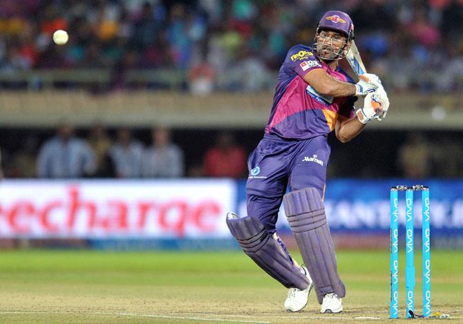 MS Dhoni in action for Rising Pune Supergiant in IPL 9