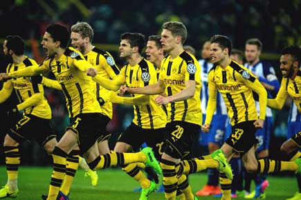 Schalke, Dortmund in German Cup quarters