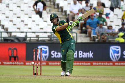 Dazzling Faf du Plessis hits 185 as South Africa trump spirited Sri Lanka