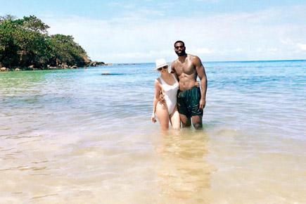  Khloe Kardashian sizzles in bikini in Jamaica with boyfriend
