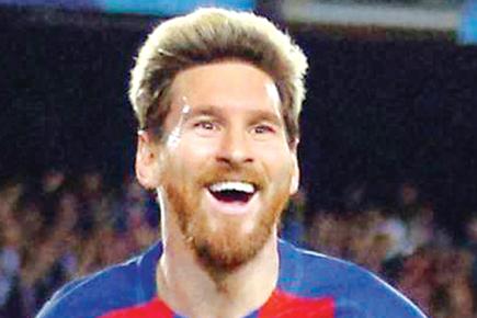 Messi donates Rs 1.7 crore to help local club in Rosario lay football field