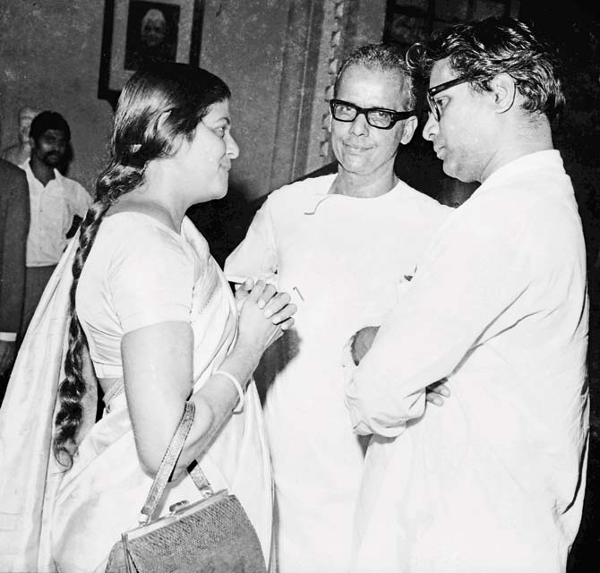 Activists Mrinal Gore, Baburao Samant and George Fernandes at Baburao’s daughter Neelam’s wedding in the 1970s