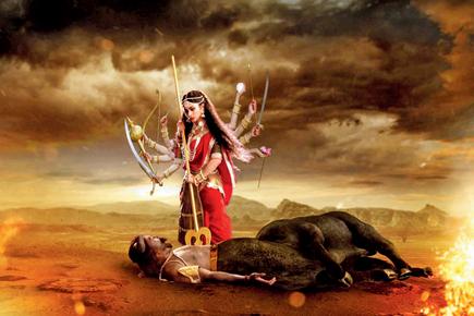 Mouni Roy to take the avatar of Maa Durga in 'Nagin'