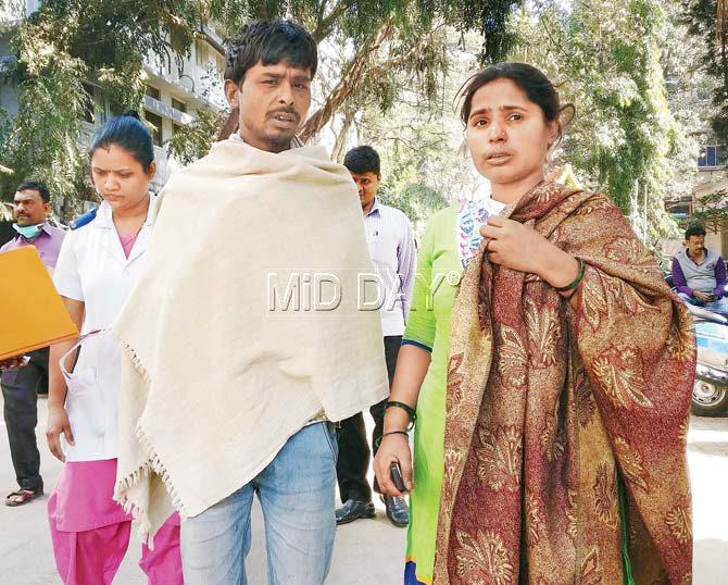 Shahbas’s father Shaitu and his mother outside Sion hospital after he passed away on Monday. Pic/Nimesh Dave