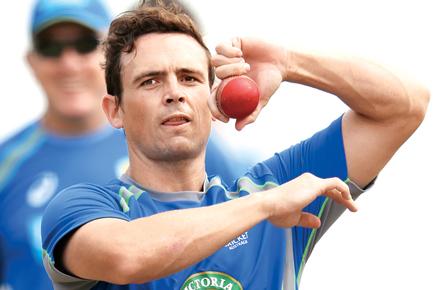 Steve O'Keefe, Nathan Lyon turn to Daniel Vettori, Rangana Herath for advice for India tour